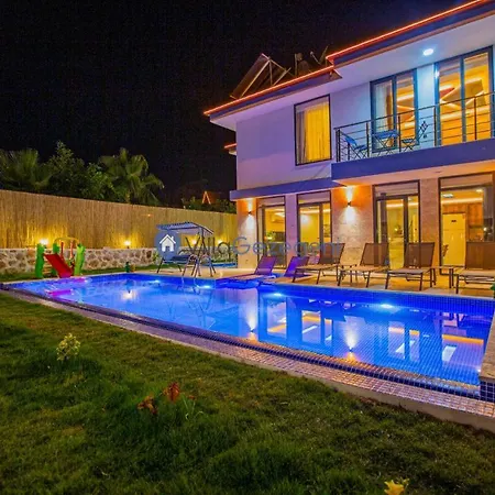 Kumsal Hotel *